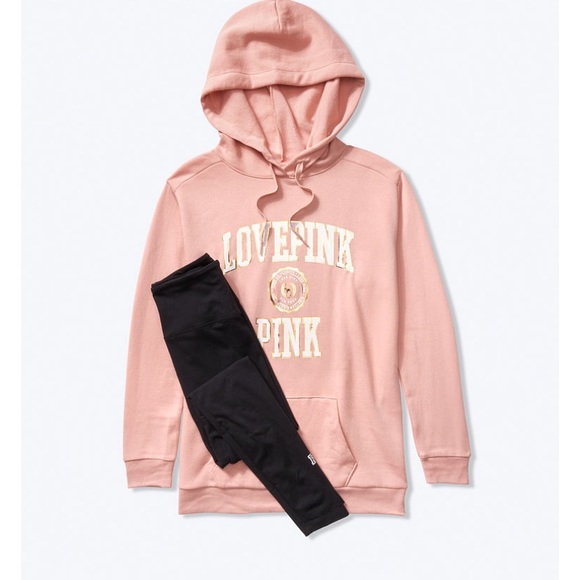 🆕VS PINK LOGO GIFT SET. NIB! - Picture 2 of 6